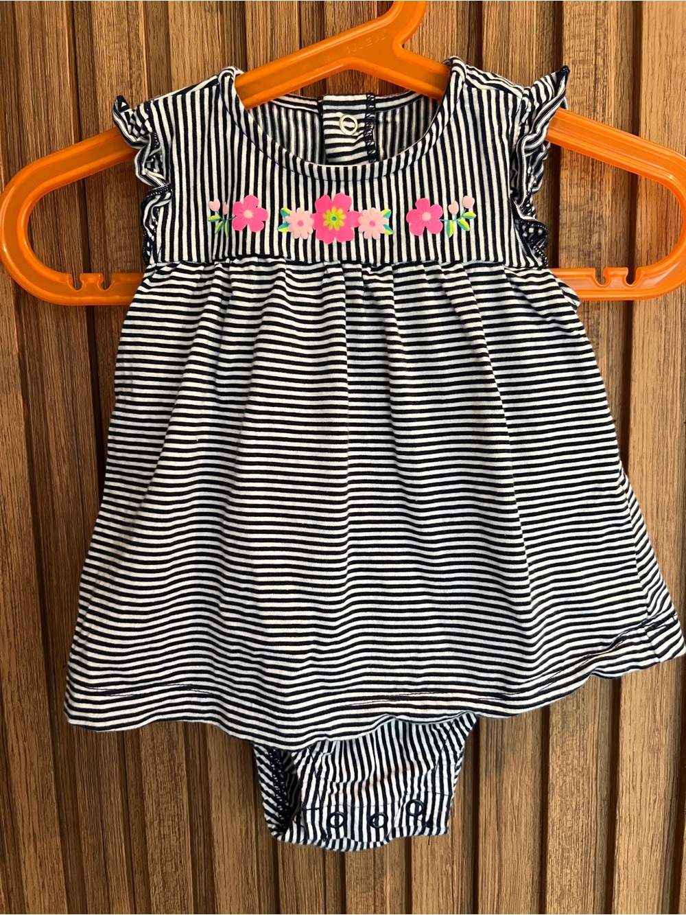 🔥 3 FOR $15 OFFER 🔥 Striped Floral Dress Bodysuit 3-6 months